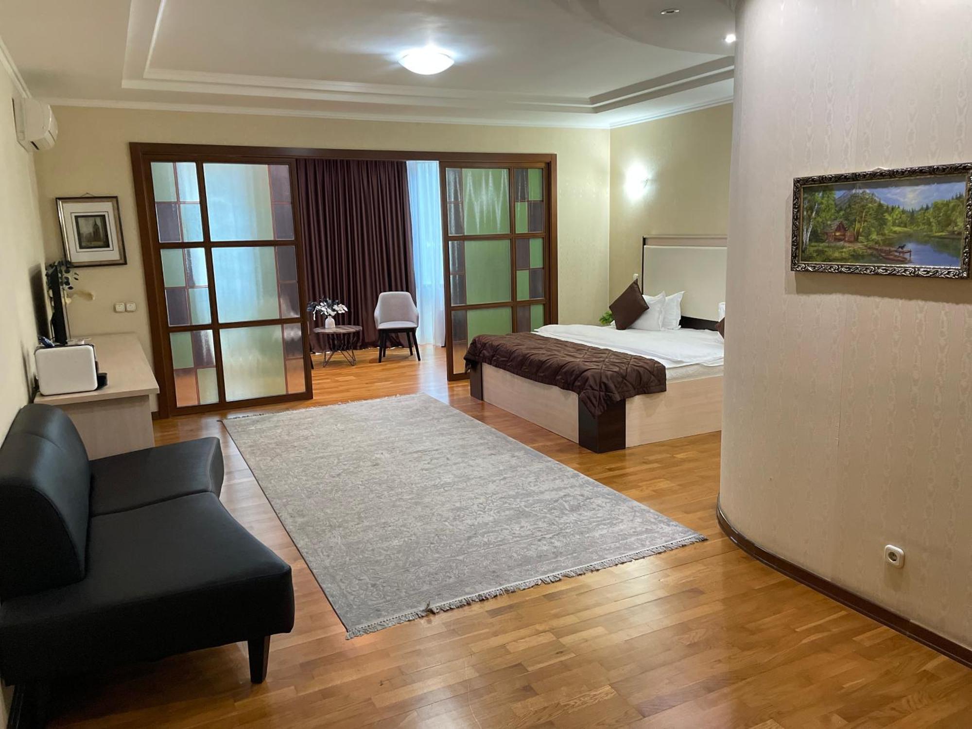 Apartment 5 Almatı Dış mekan fotoğraf