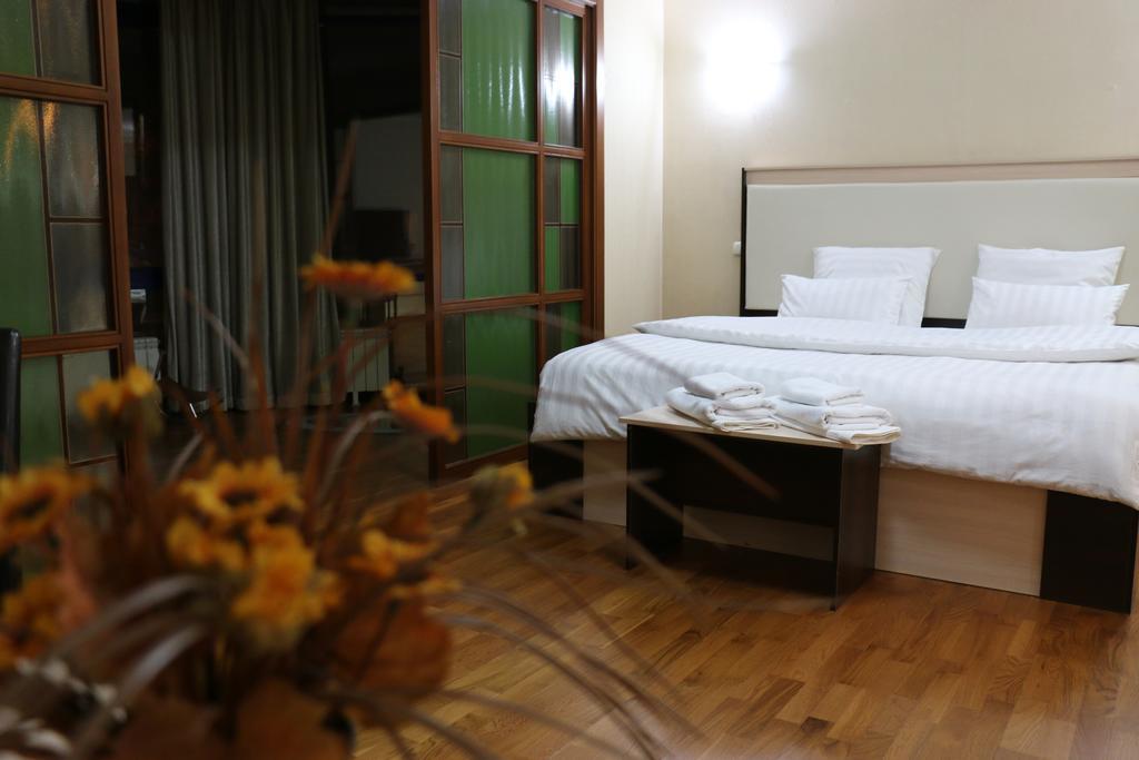 Apartment 5 Almatı Dış mekan fotoğraf